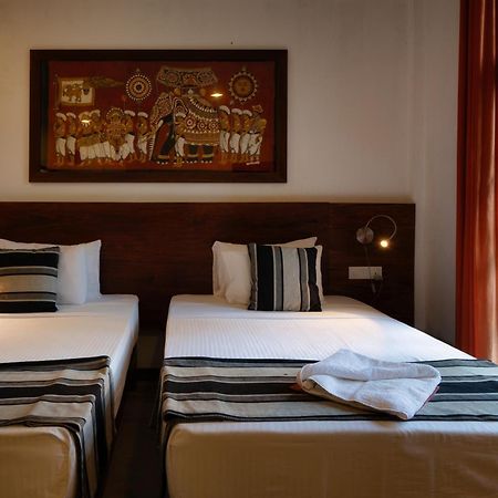 Lario Resort Sigiriya Exteriör bild